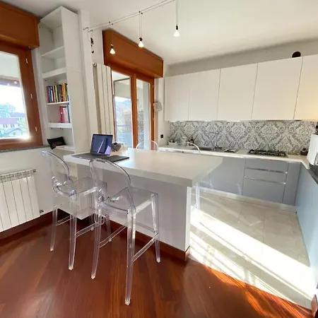 Bright, Quiet And Modern In Navigli Area Milan