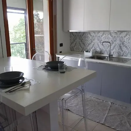Bright, Quiet And Modern In Navigli Area Apartment